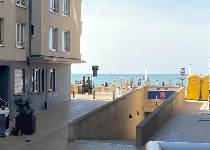 Lou Luxueus Vlakbij Zee Ostenda